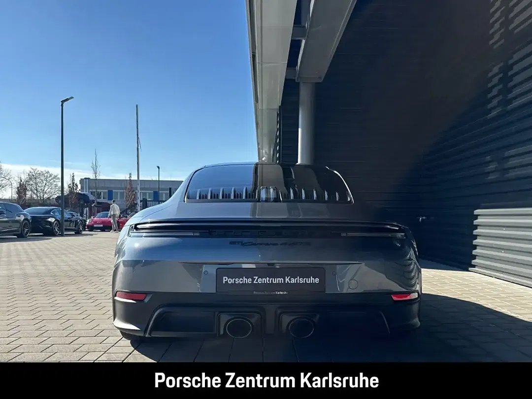 Porsche 992 - Thumbnail 5