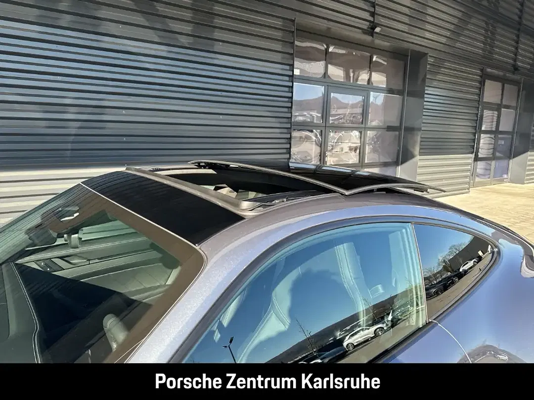 Porsche 992 - Thumbnail 7
