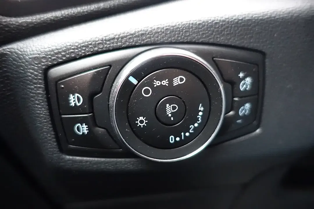 Ford EcoSport - Thumbnail 20