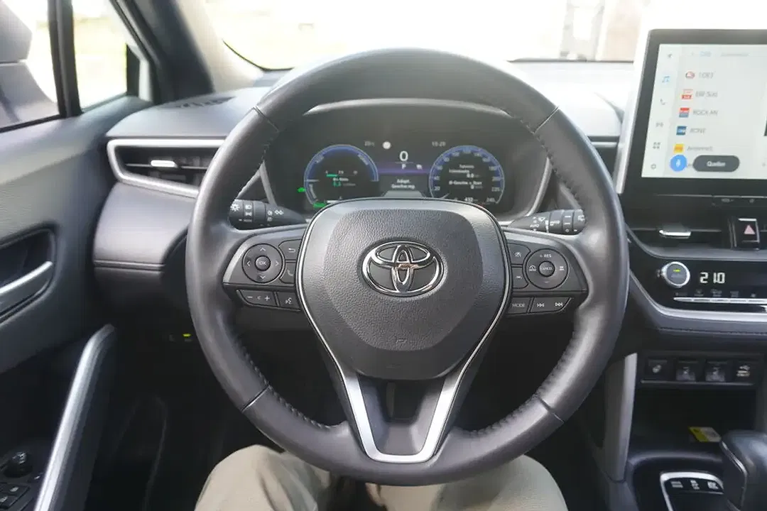 Toyota Corolla Cross - Thumbnail 13