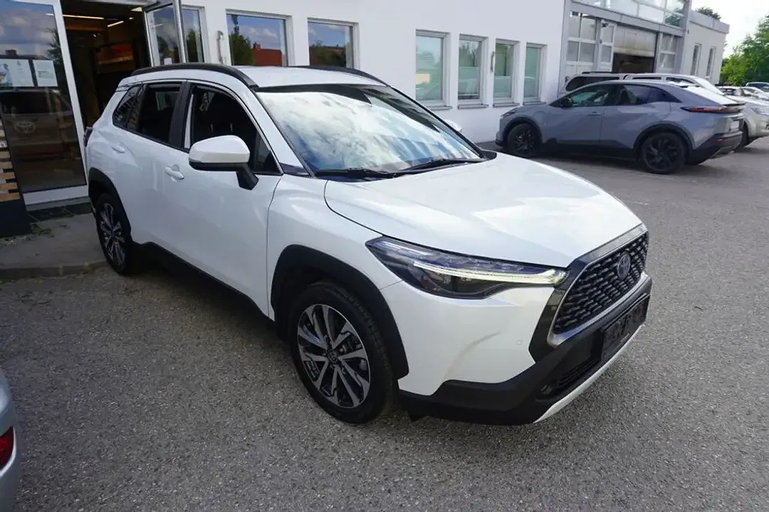 Toyota Corolla Cross - Thumbnail 6