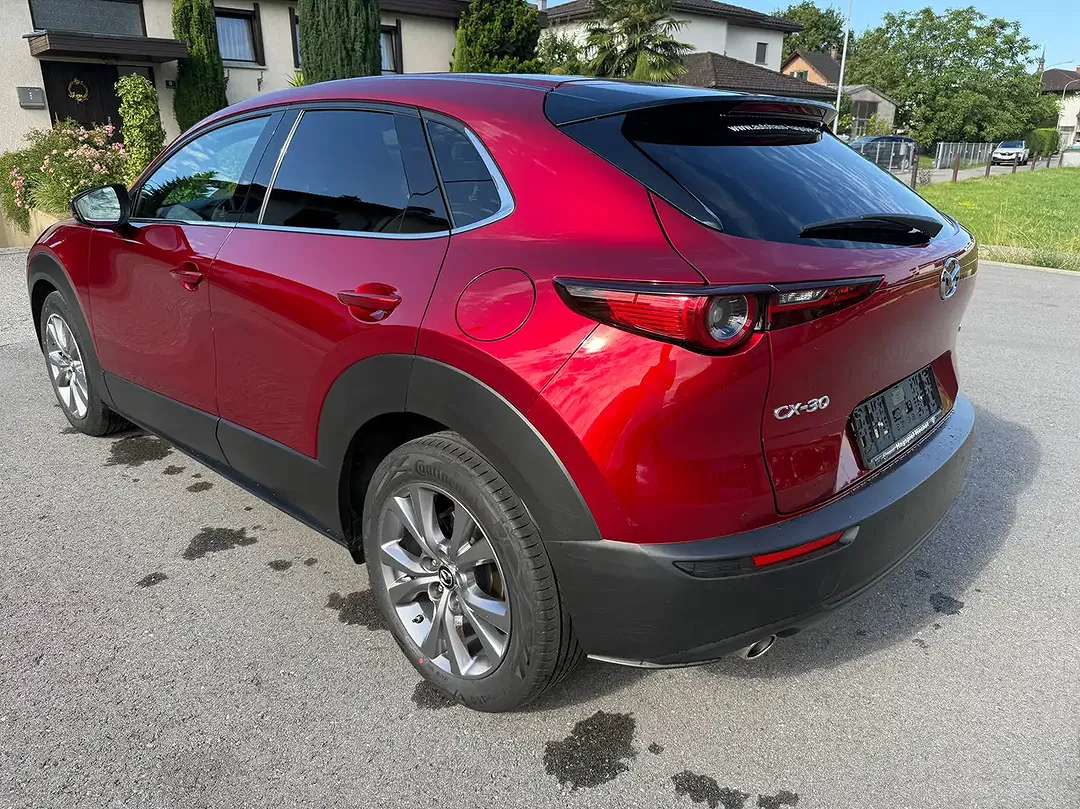 Mazda CX-30 - Thumbnail 2