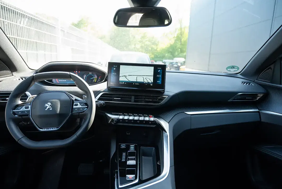 Peugeot 3008 - Thumbnail 6