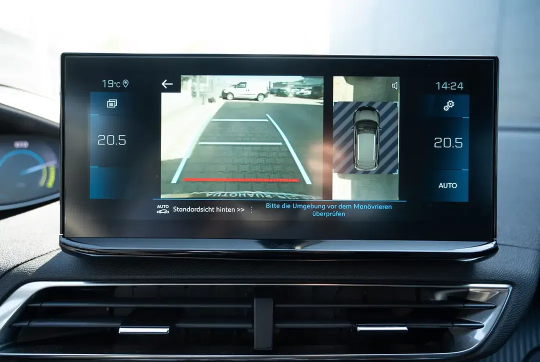 Peugeot 3008 - Thumbnail 9