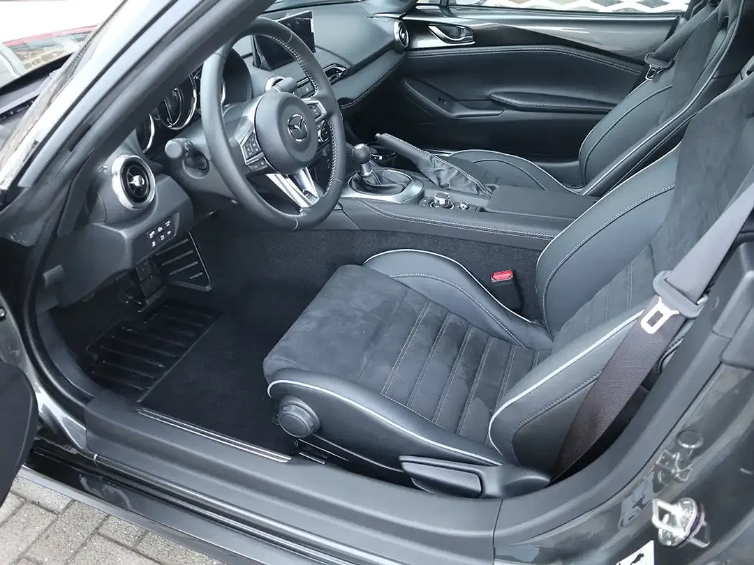 Mazda MX-5 - Thumbnail 12
