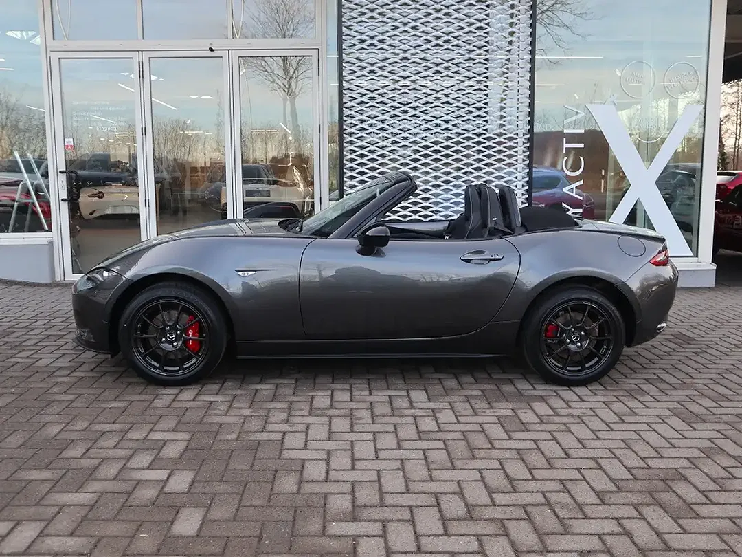 Mazda MX-5 - Thumbnail 3