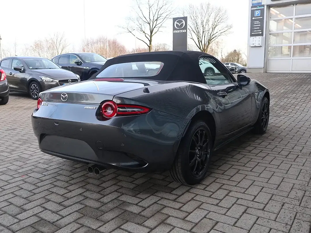 Mazda MX-5 - Thumbnail 6