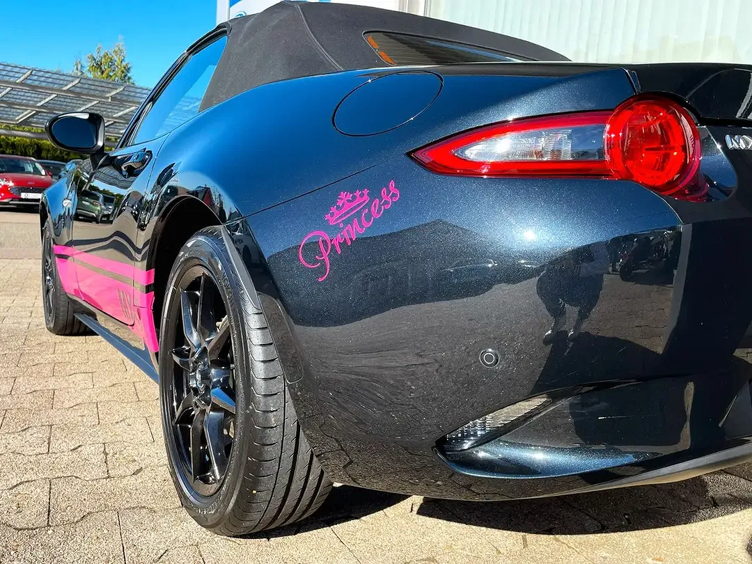 Mazda MX-5 - Thumbnail 10