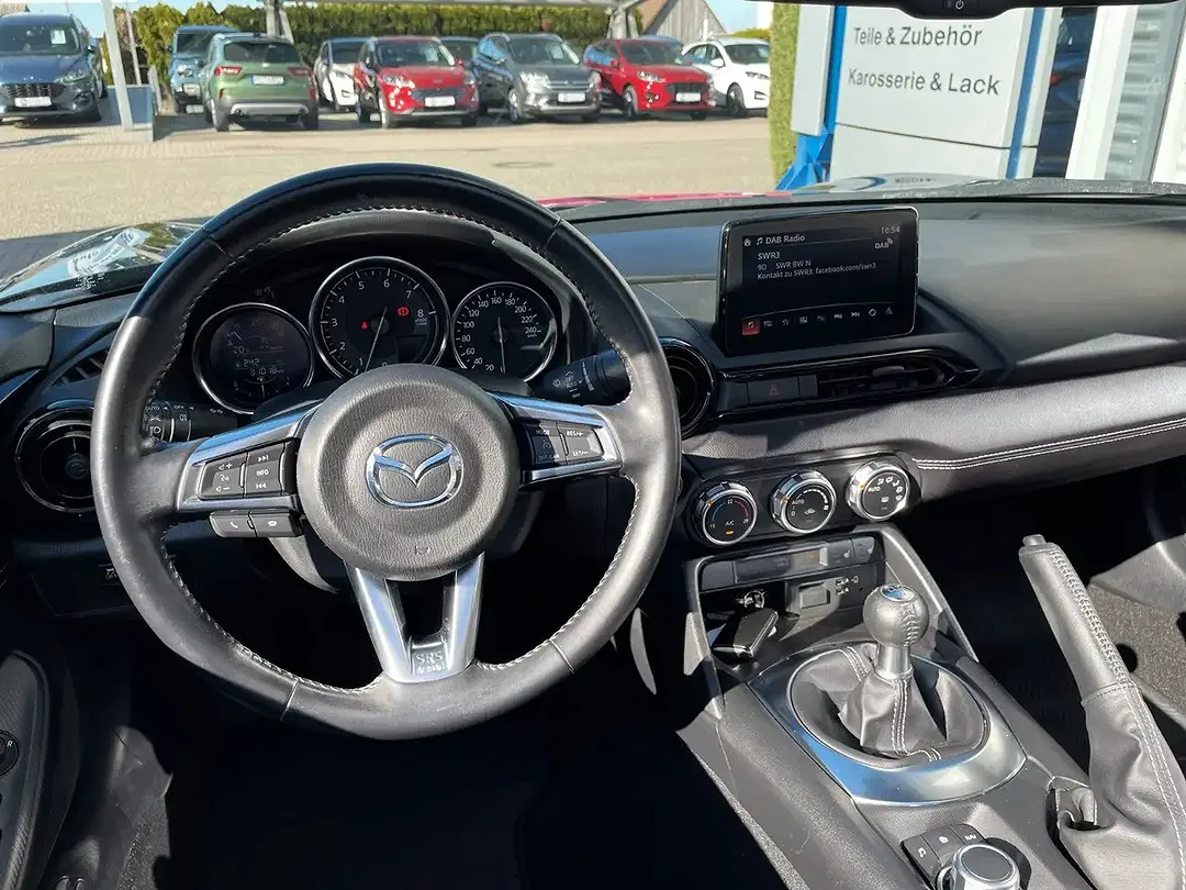 Mazda MX-5 - Thumbnail 14