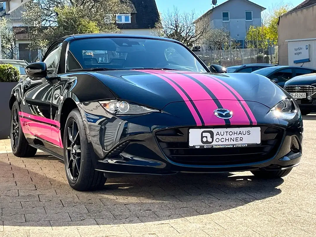 Mazda MX-5 - Thumbnail 3