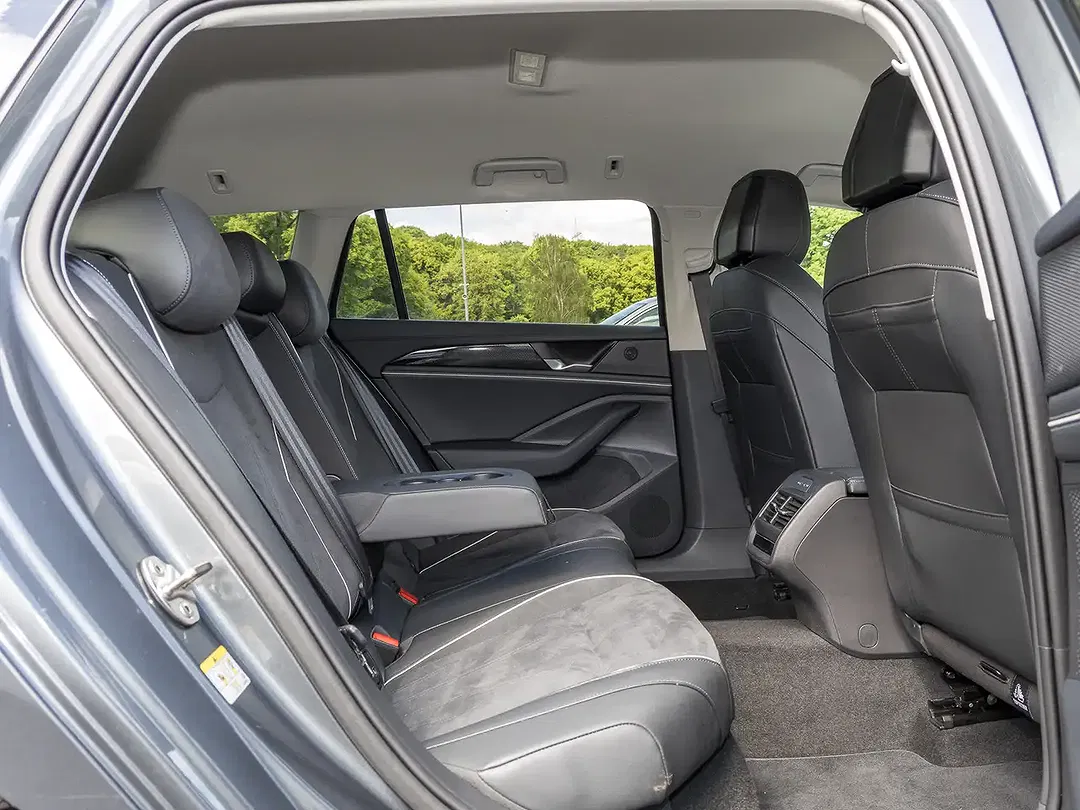 Volkswagen Passat Variant - Thumbnail 7