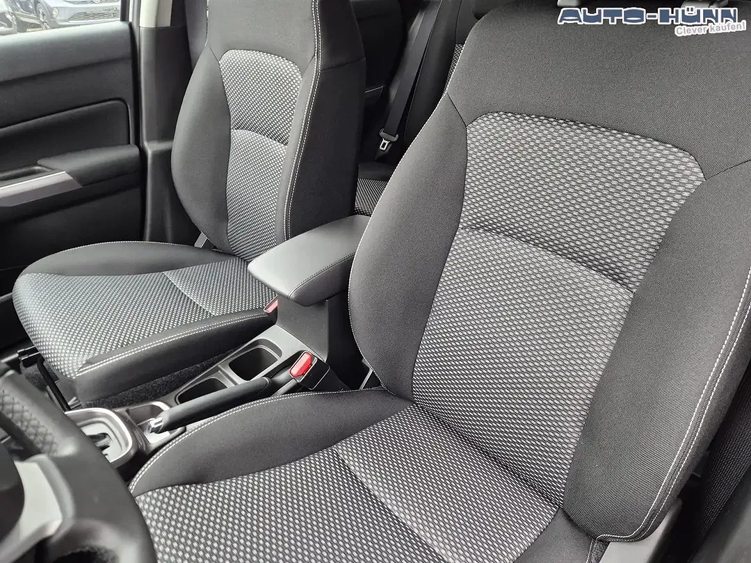 Suzuki Vitara - Thumbnail 11