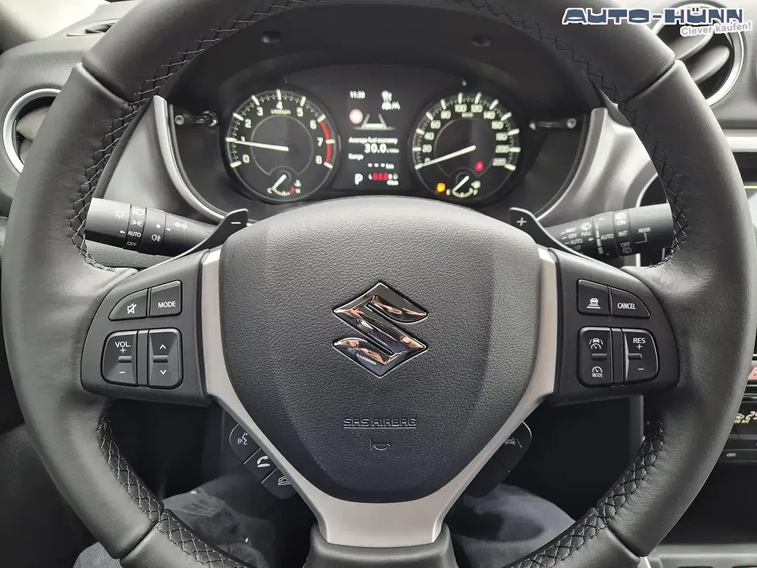 Suzuki Vitara - Thumbnail 15