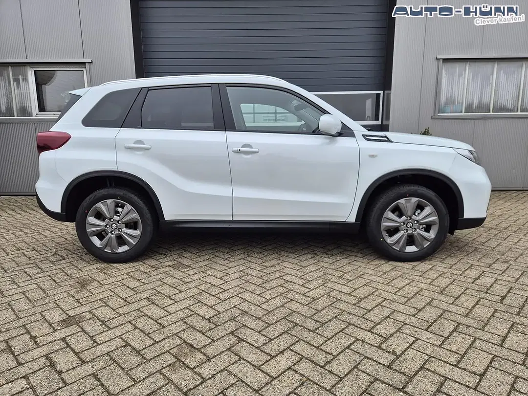 Suzuki Vitara - Thumbnail 6
