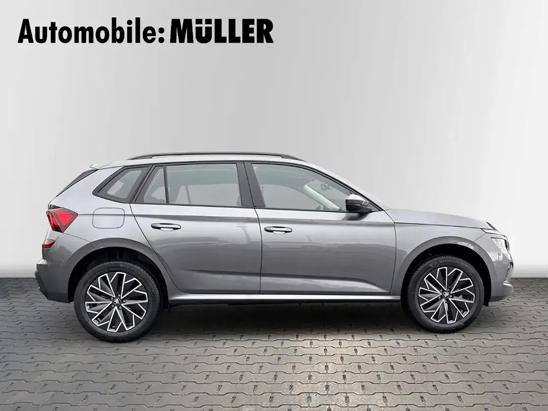 Skoda Kamiq - Thumbnail 4