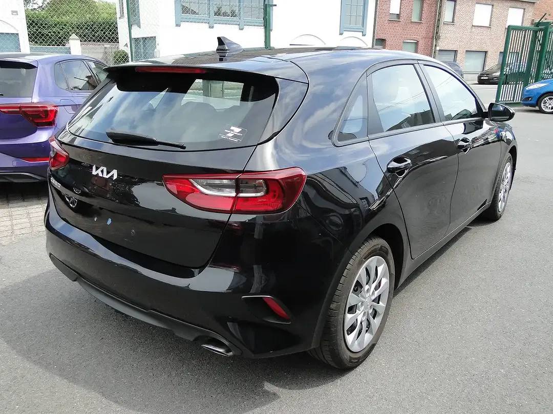Kia Ceed / cee'd - Thumbnail 4