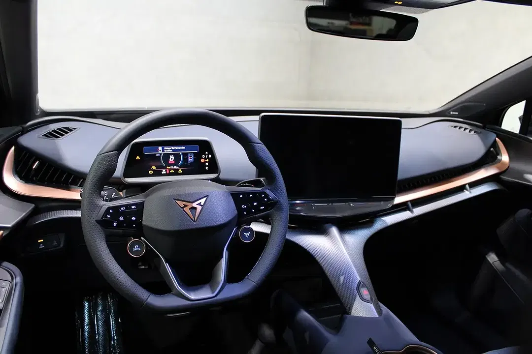 CUPRA Tavascan - Thumbnail 10