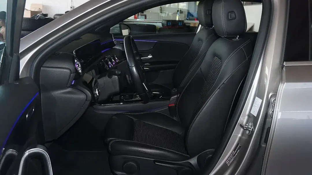 Mercedes-Benz A 220 - Thumbnail 8