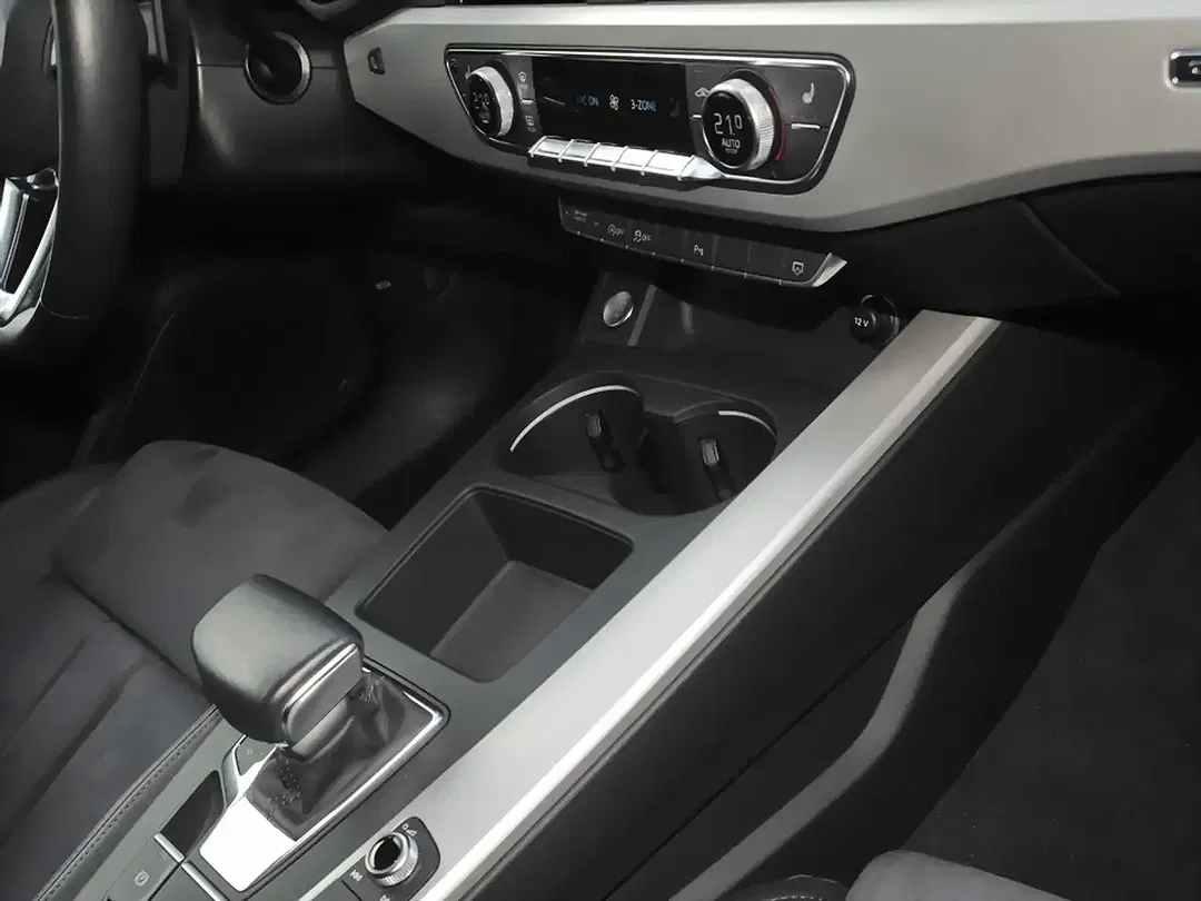 Audi A4 - Thumbnail 7