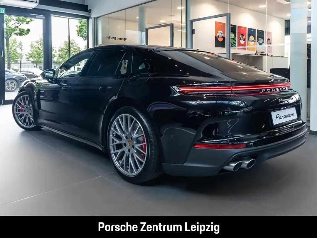 Porsche Panamera - Thumbnail 3