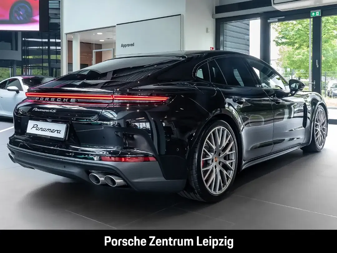 Porsche Panamera - Thumbnail 6