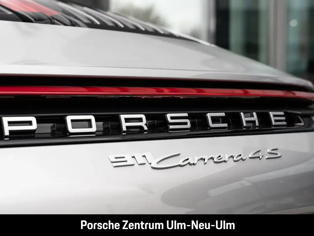 Porsche 992 - Thumbnail 11
