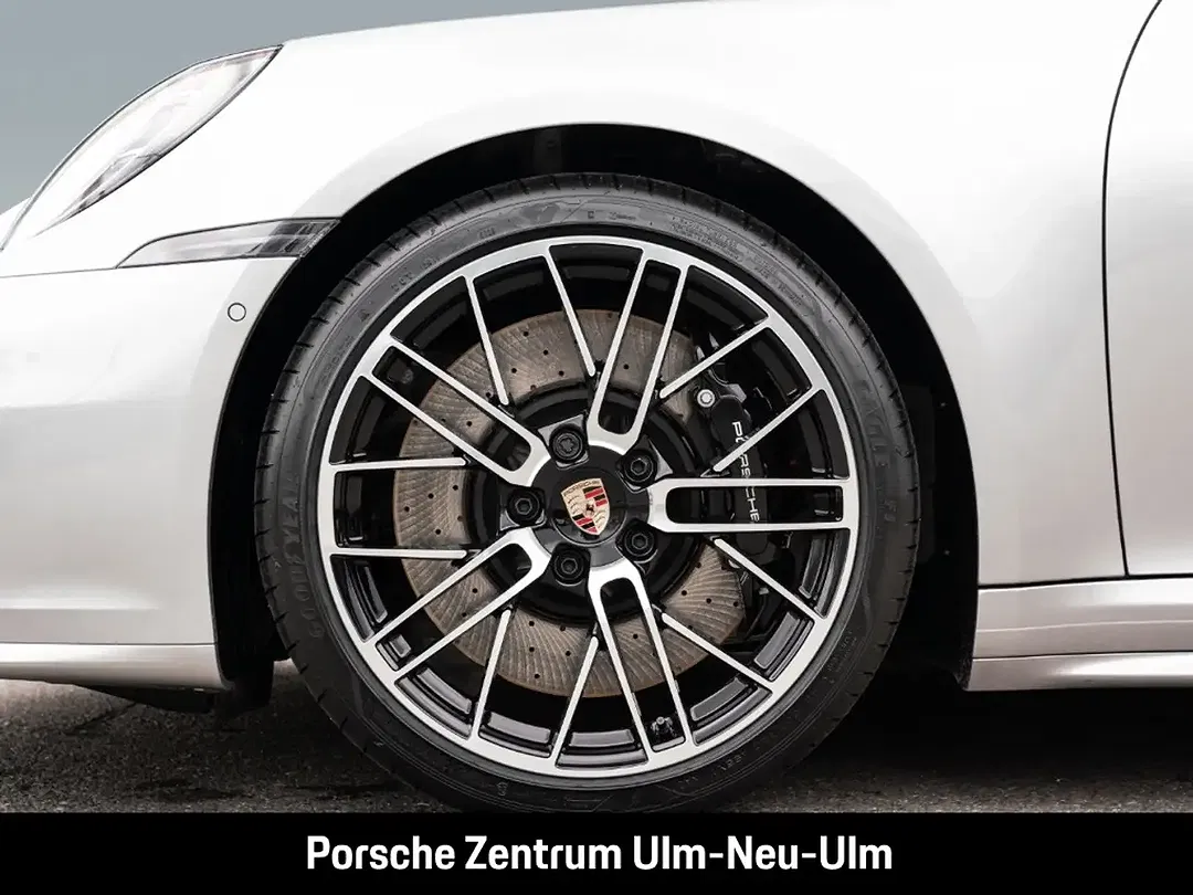 Porsche 992 - Thumbnail 14