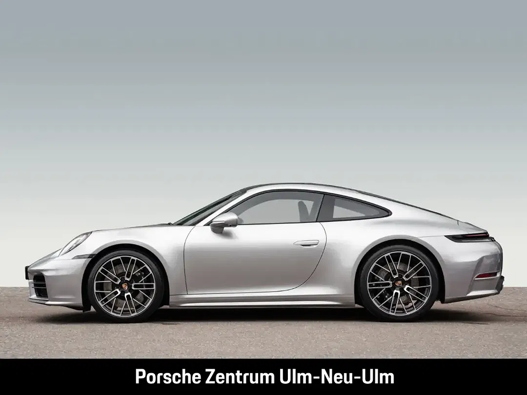 Porsche 992 - Thumbnail 2