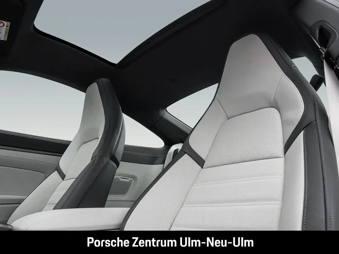 Porsche 992 - Thumbnail 5