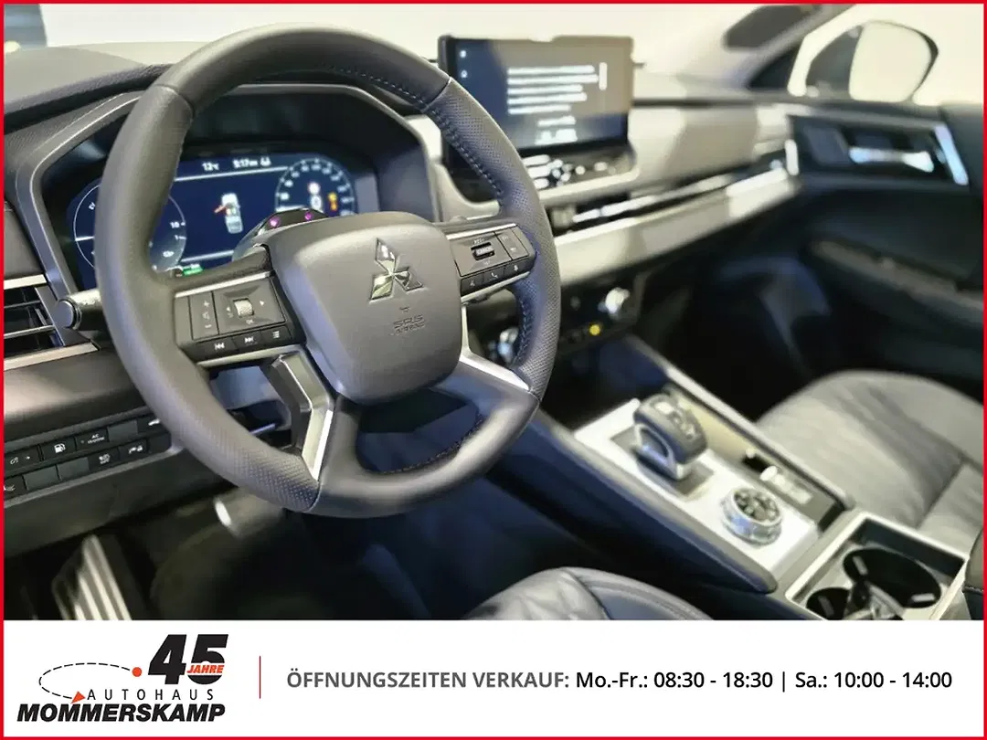 Mitsubishi Outlander - Thumbnail 5
