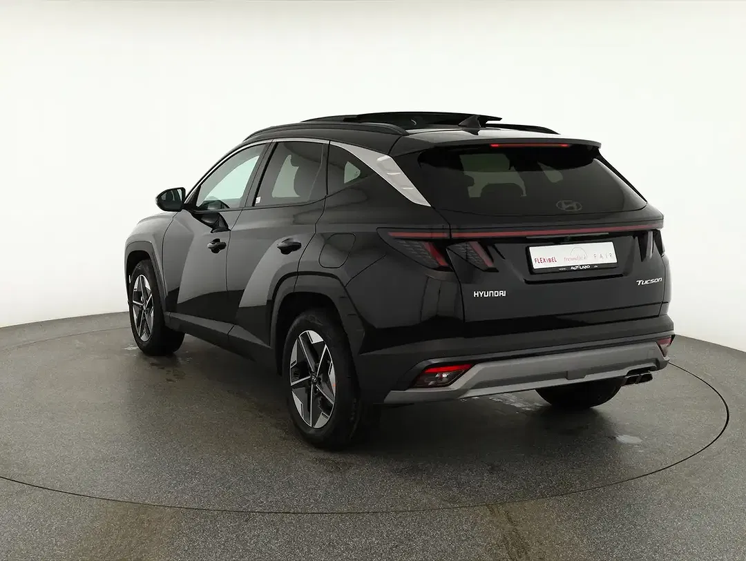 Hyundai TUCSON - Thumbnail 2