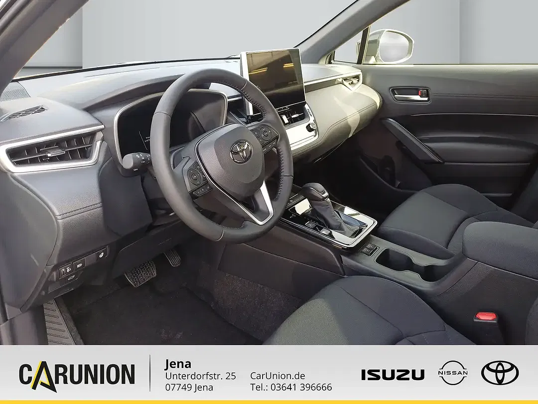 Toyota Corolla Cross - Thumbnail 7