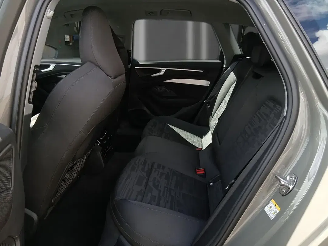 Audi A6 - Thumbnail 11