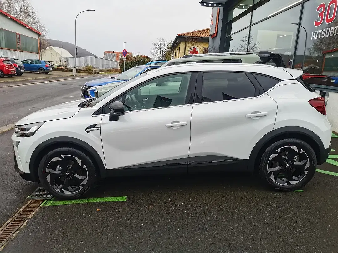 Mitsubishi ASX - Thumbnail 2