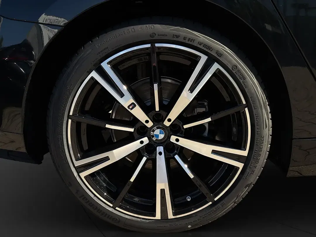 BMW 520 - Thumbnail 11