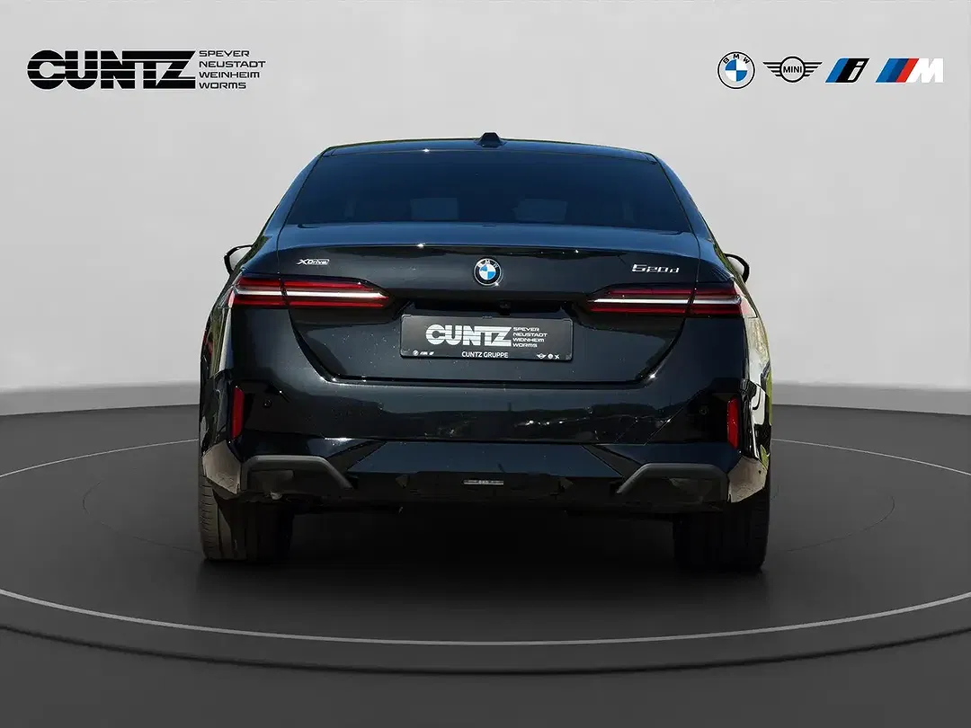 BMW 520 - Thumbnail 6
