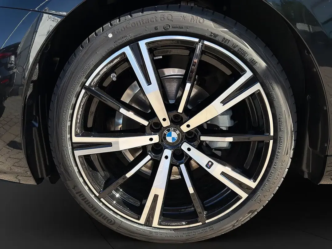 BMW 520 - Thumbnail 9