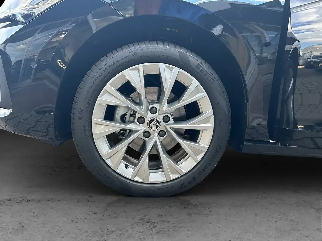 Skoda Superb - Thumbnail 14