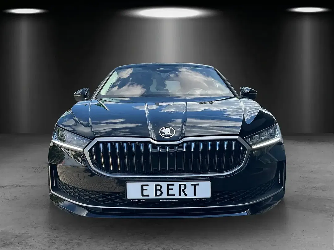 Skoda Superb - Thumbnail 6