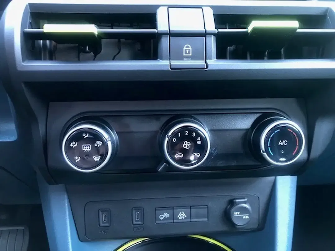 Fiat Grande Panda - Thumbnail 11
