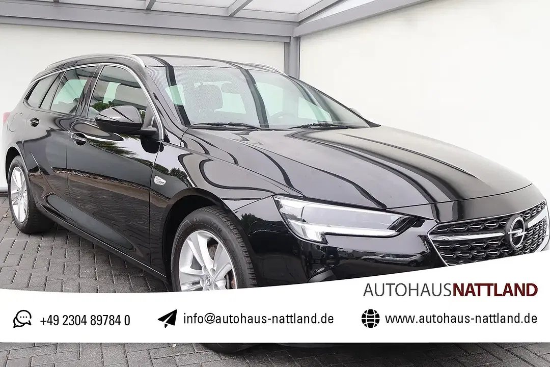 Opel Insignia - Thumbnail 1