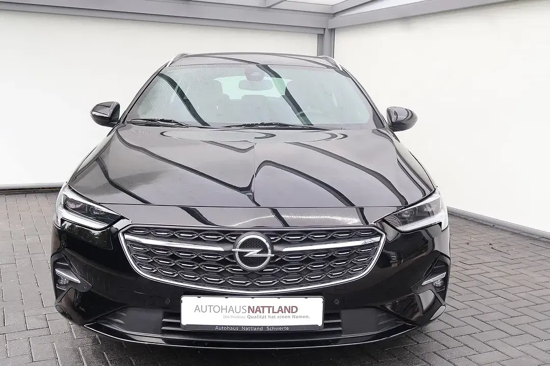 Opel Insignia - Thumbnail 4