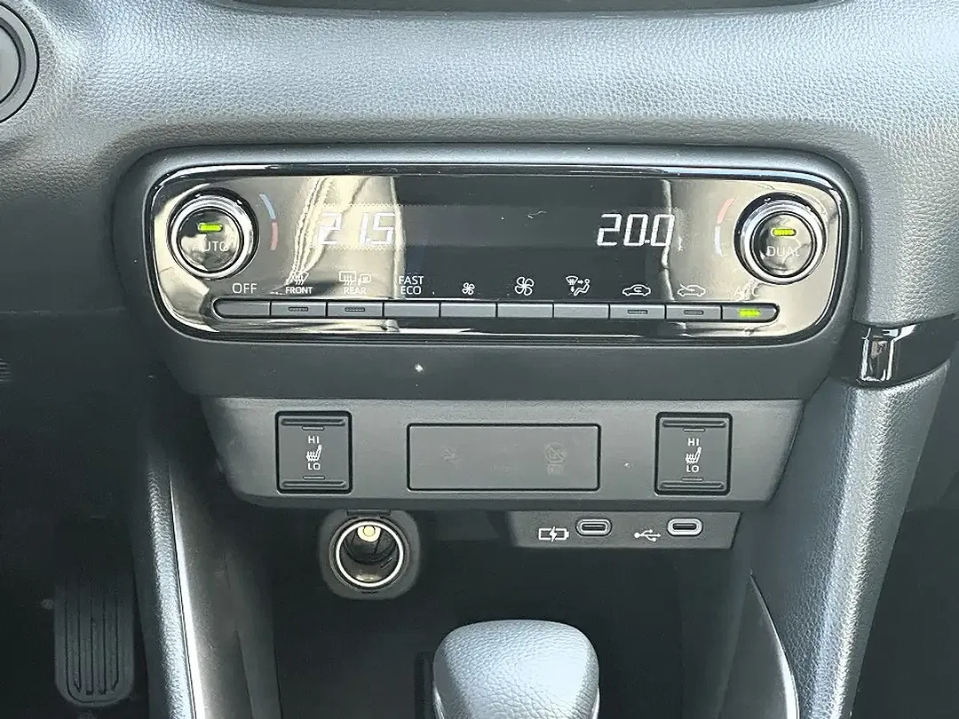 Mazda 2 - Thumbnail 11