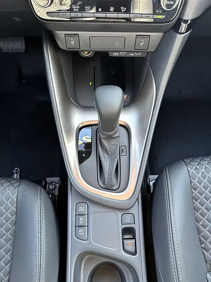 Mazda 2 - Thumbnail 12