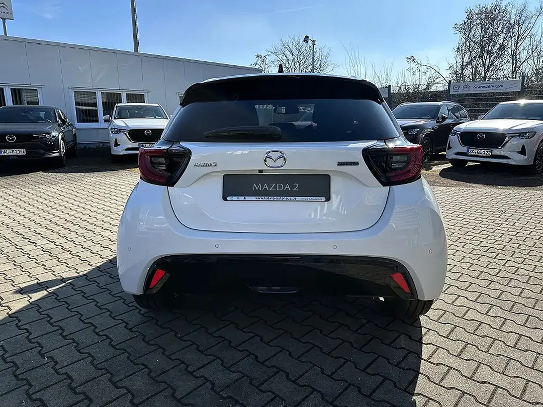 Mazda 2 - Thumbnail 5