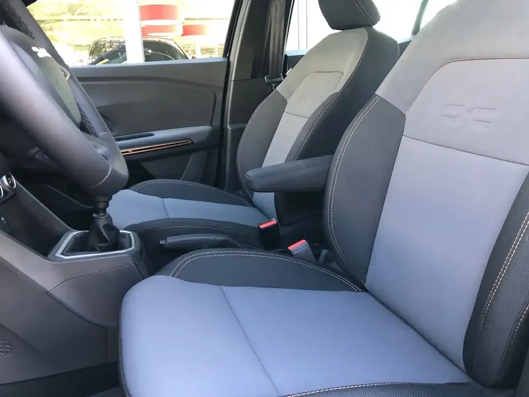 Dacia Sandero - Thumbnail 7