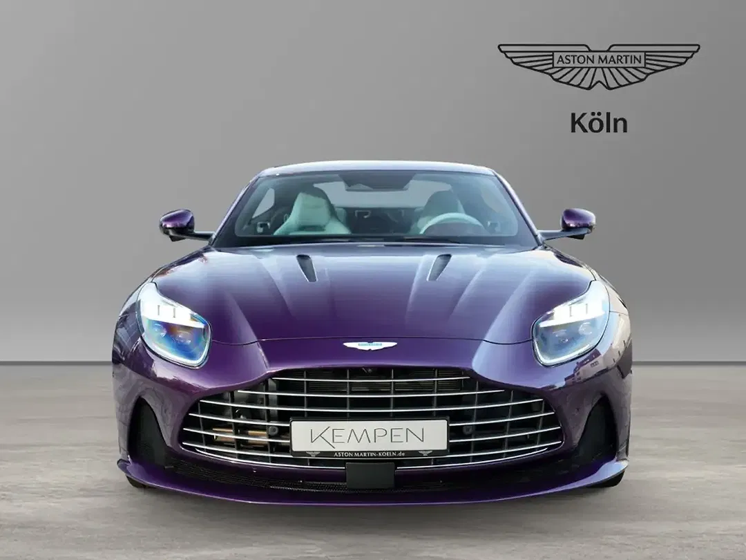 Aston Martin DB12 - Thumbnail 9