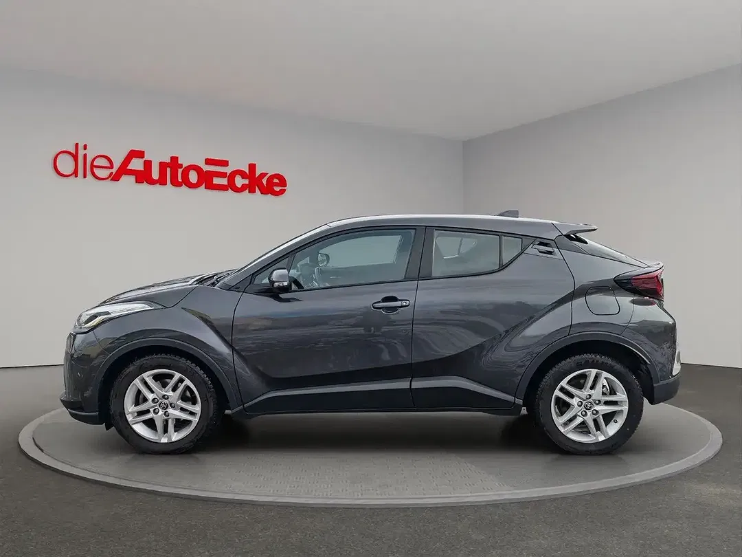 Toyota C-HR - Thumbnail 8