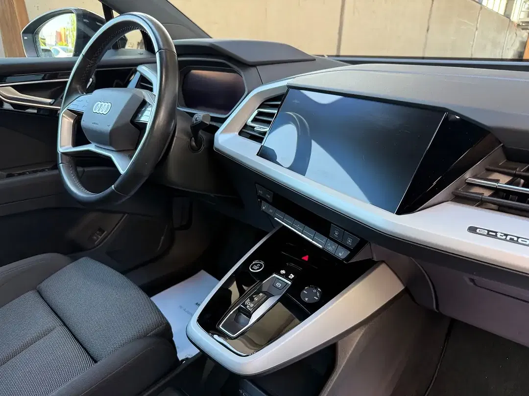 Audi Q4 e-tron - Thumbnail 13