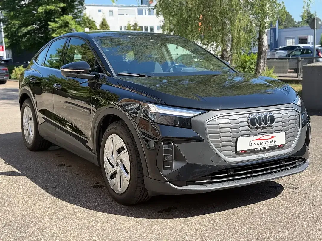 Audi Q4 e-tron - Thumbnail 3